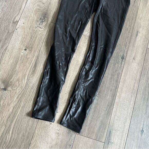SPANX Black Faux Leather Leggings Size Small - Picture 3 of 8